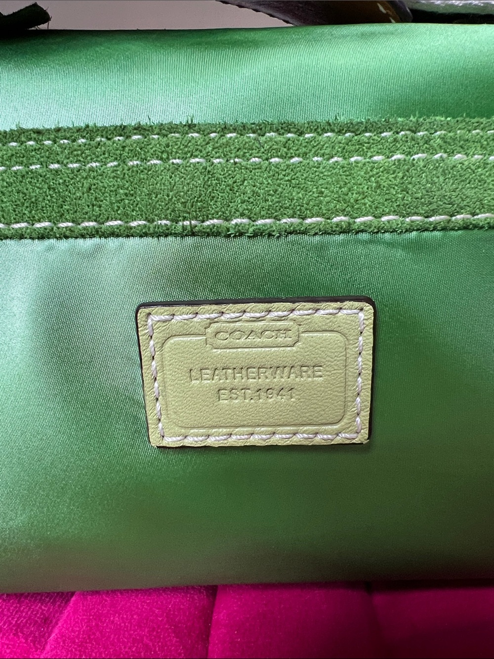Coach Leatherware Vintage (2006) Barrel Bag-EUC - Picture 5 of 17